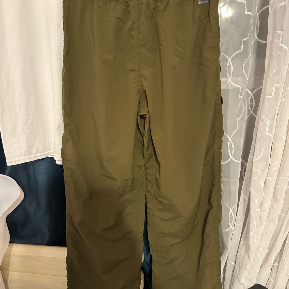 Columbia Youth xl light weight olive green Cargo/utility pants - Picture 9 of 10